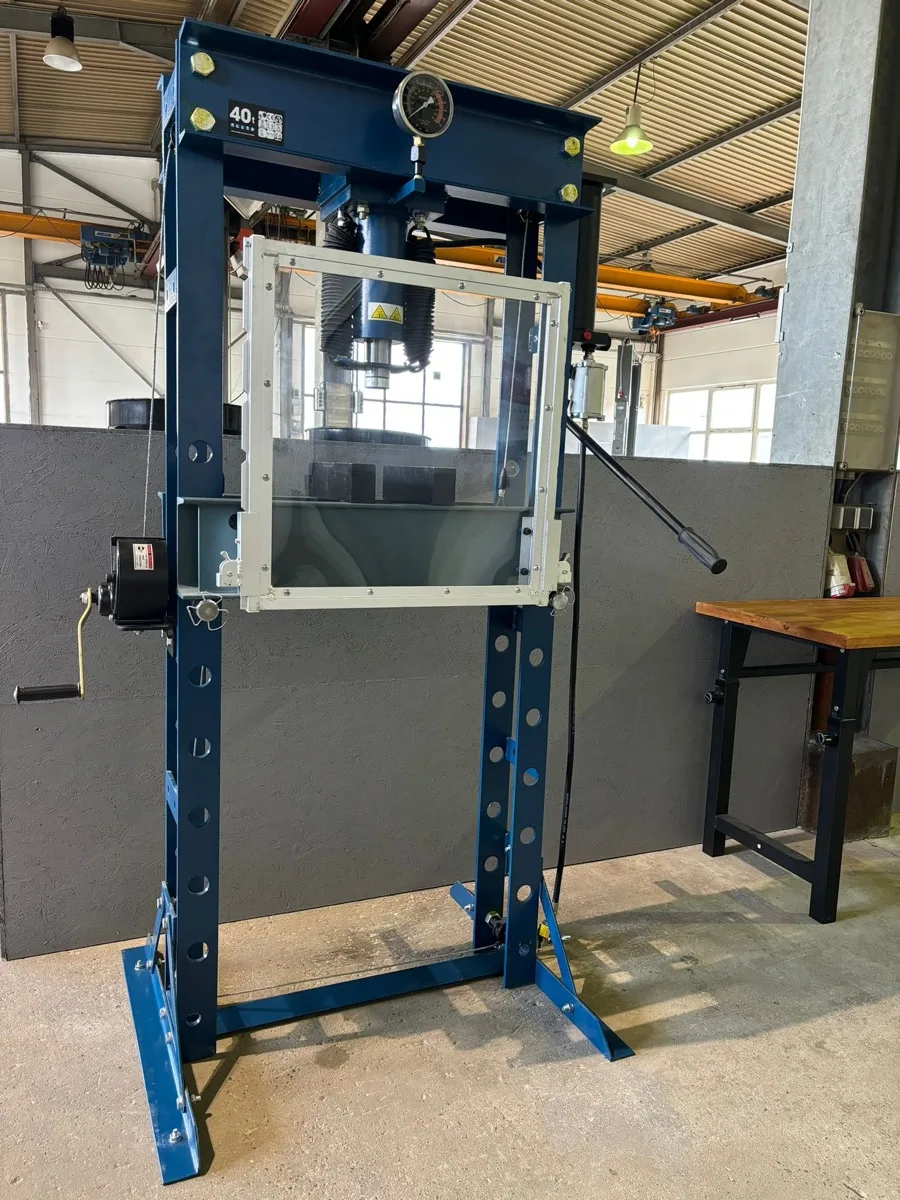 Hydraulische Werkstattpresse mit 40 Tonnen